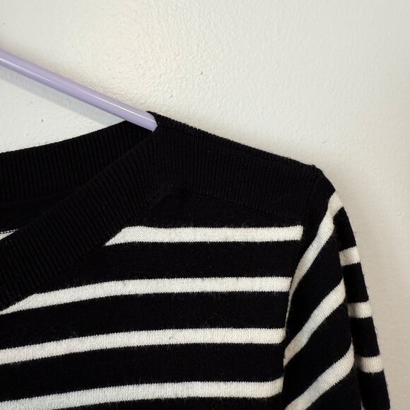 Striped Black & White Knit Dress Long Sleeves Loft Brand Womens XL - Picture 2 of 7
